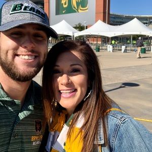 Meet your Posher, Dana